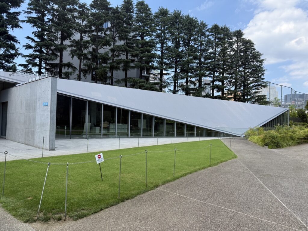 21_21 디자인 사이트 외관